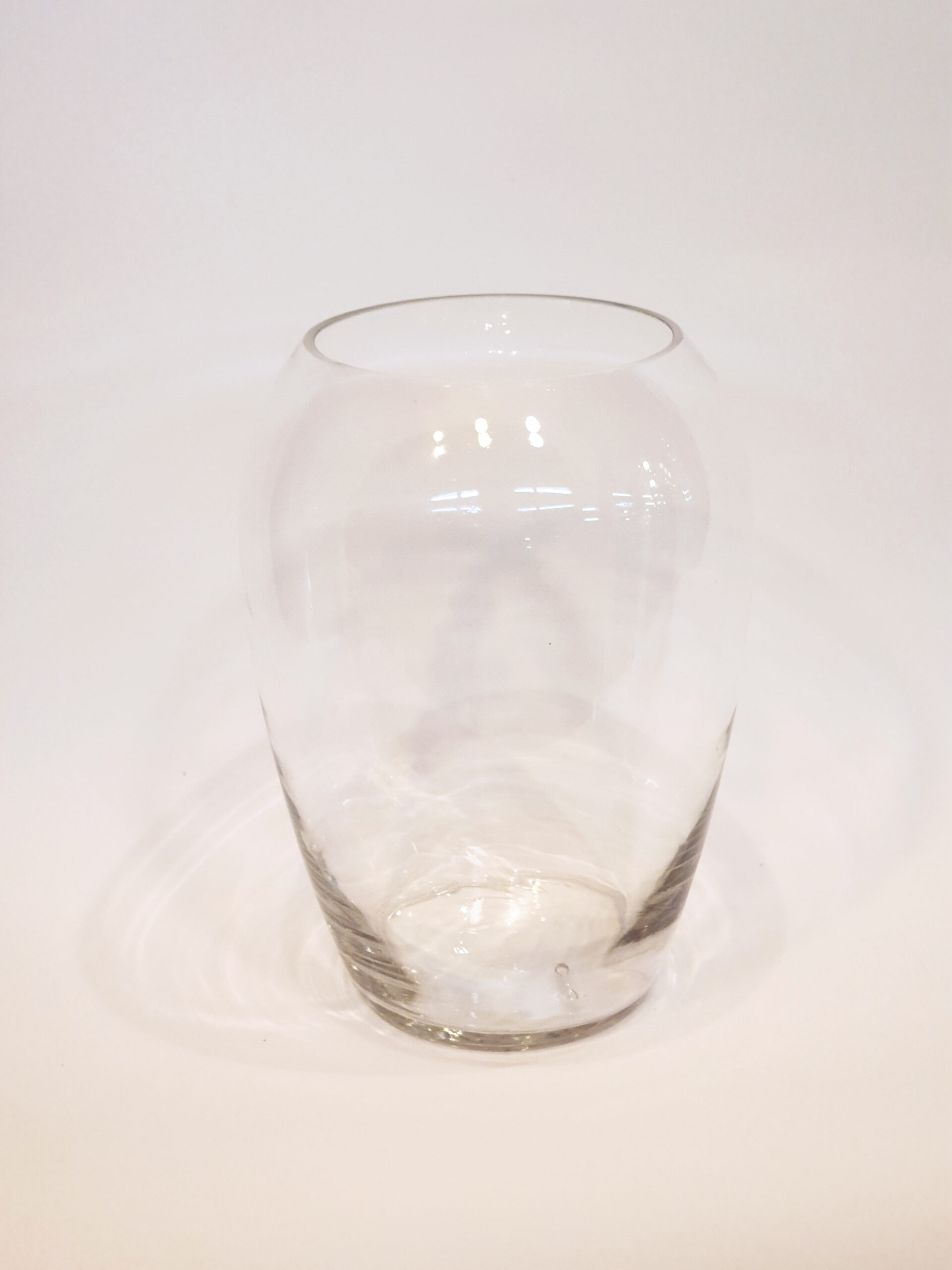 แจกันแก้วรูปไข่ / Oval Glass Vase Phalaen House Aritificial flower นำ